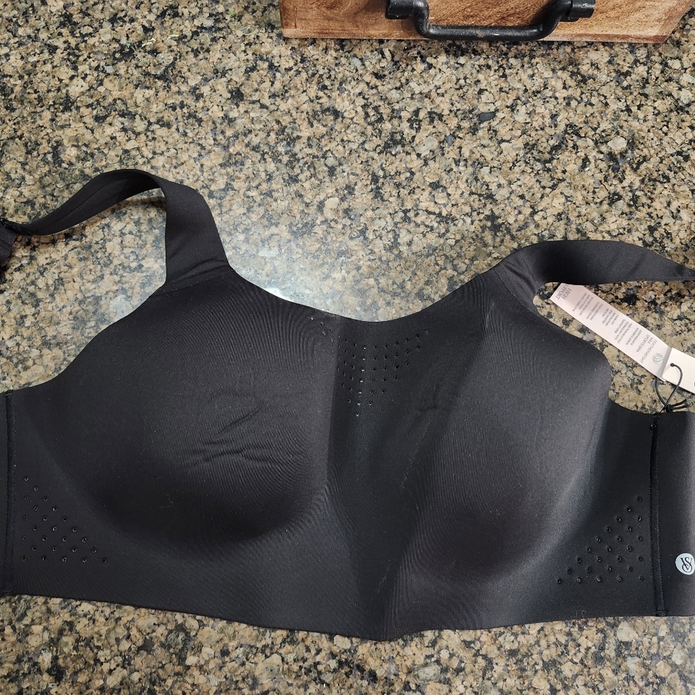 Black Seamless Bra